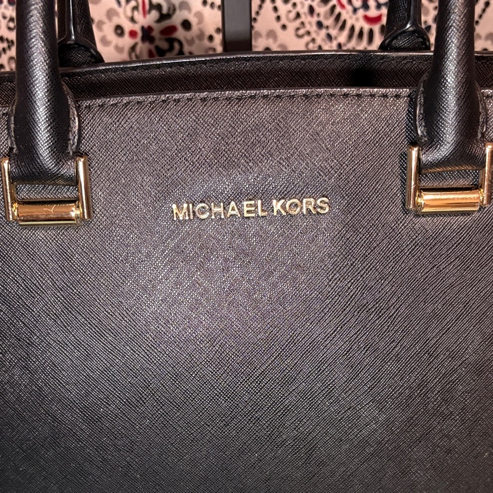 Michael Kors Selma Medium Saffiano Leather Satchel Black Top Handle Bag AS IS - Picture 2 of 10